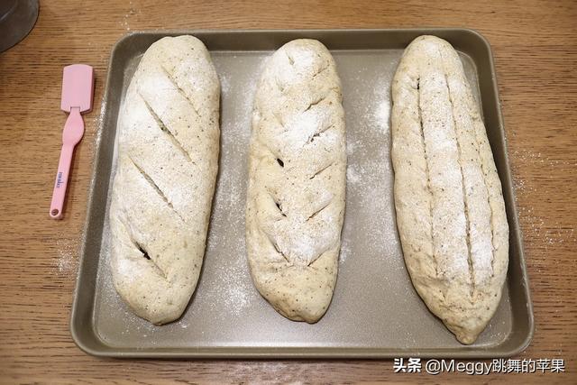 波兰种面包的做法，波兰种面包的做法太阳煎蛋（做面包一定要试试波兰种）