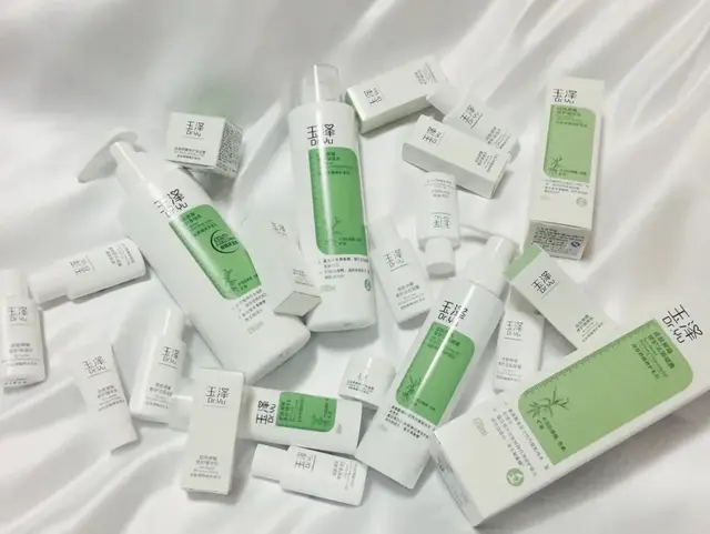 赫丽尔斯玫瑰面膜好用吗，赫拉玫瑰花瓣面膜怎么样（国货护肤品可不只有百雀羚）