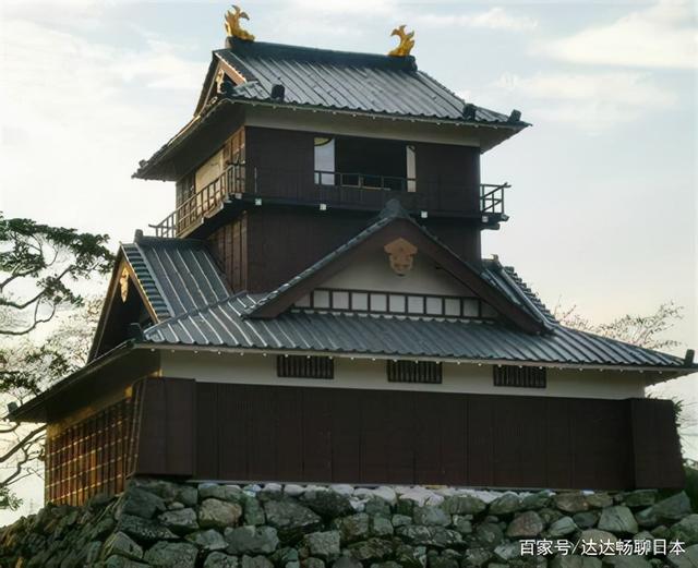 日本战国武力最厉害的是谁，日本战国时期武力排行（日本战国时代最勇猛的武将是谁）