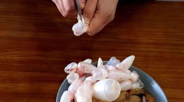 鱼泡怎么做好吃，鱼泡的做法（鱼籽鱼泡也特别好吃）