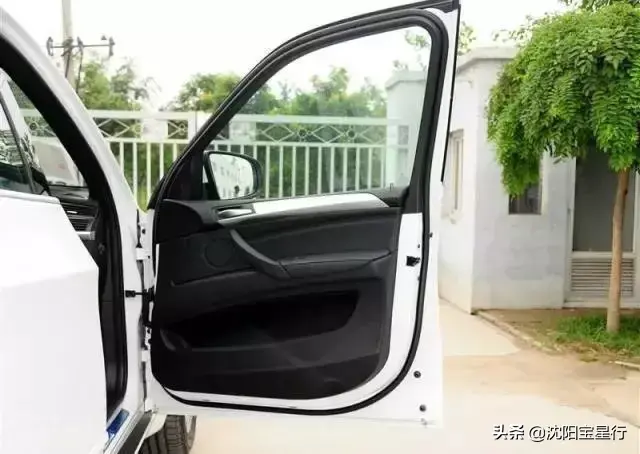 宝马autoh功能怎么用，宝马auto h怎么关（宝马车主这些小技巧你知道吗）