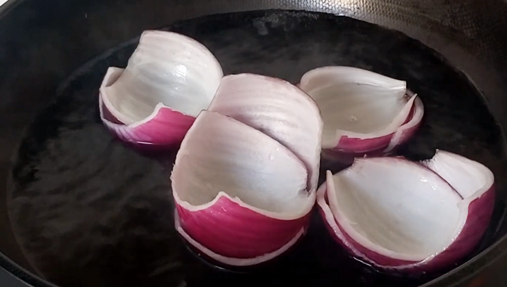 图片[5]-【元宝洋葱饺】做法步骤图 鲜嫩解馋 宴客最棒了-起舞食谱网