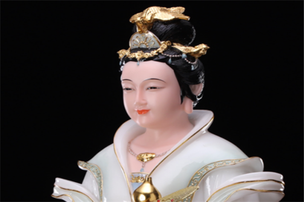 水神共工怒撞不周山,这才有了女娲娘娘鳌足,炼五彩神石补天的神话故事