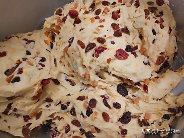 史多伦面包的由来，史多伦面包英文（最能代表圣诞节的——史多伦面包）