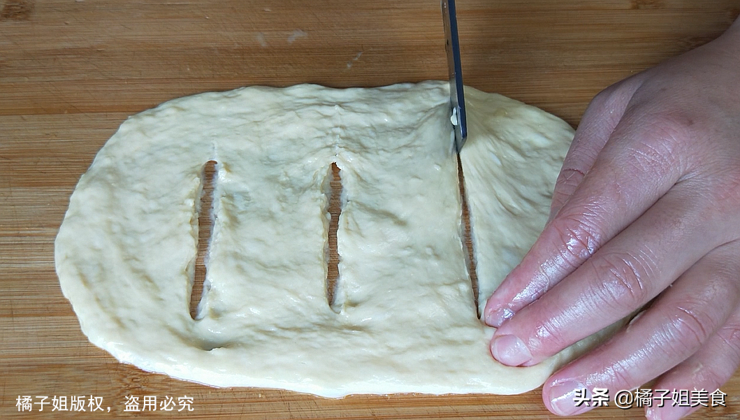 图片[5]-懒人早餐新宠：无需揉面的酥脆蓬松饼 10分钟搞定 比油条还简单-起舞食谱网
