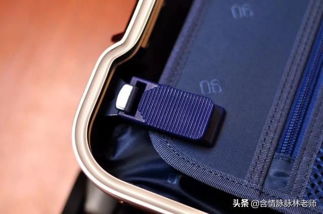 行李箱20寸有多大，行李箱26寸有多大（我们过国货90分金属登机箱使用心得。）