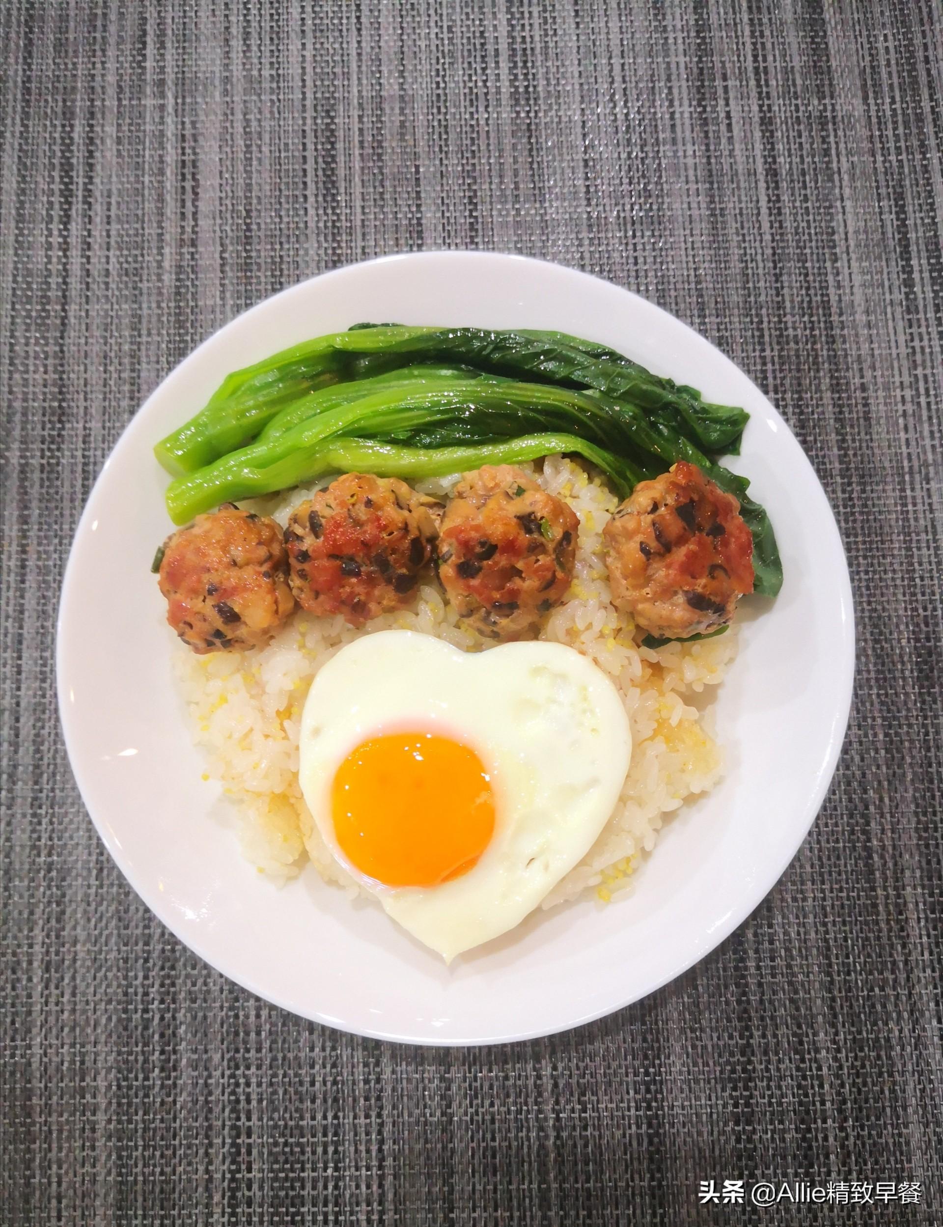 电饭煲做煲仔饭的做法窍门，用电饭煲做煲仔饭怎么做