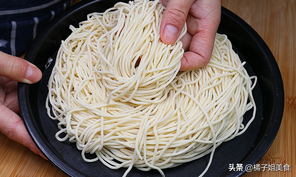 图片[2]-5分钟快手拌面 鲜香爽滑比外卖好吃-起舞食谱网