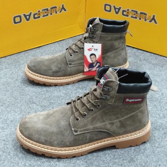 中帮靴子配什么裤子男，中帮鞋配什么袜子男（2019秋冬新款马丁靴工装潮靴复古时尚中帮真皮靴沙漠靴雪地靴子男）