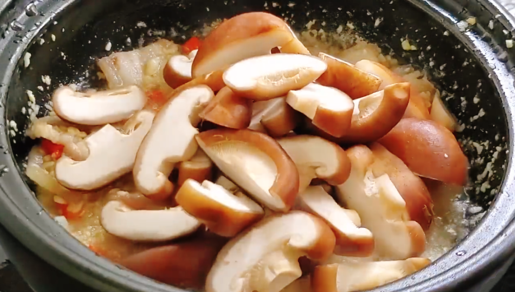 圖片[6]-【砂鍋豆腐煲】做法步驟圖 成本不足10元 湯汁拌飯也能吃兩碗-起舞食譜網