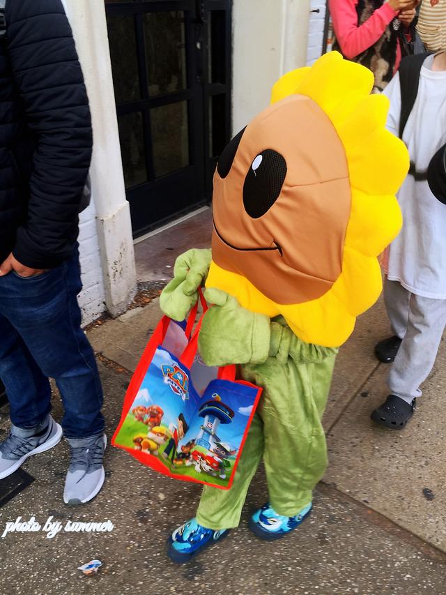 美国万圣节是什么节日 美国人怎样过万圣节，美国万圣节是什么节日（看美国人过万圣节有多疯狂）