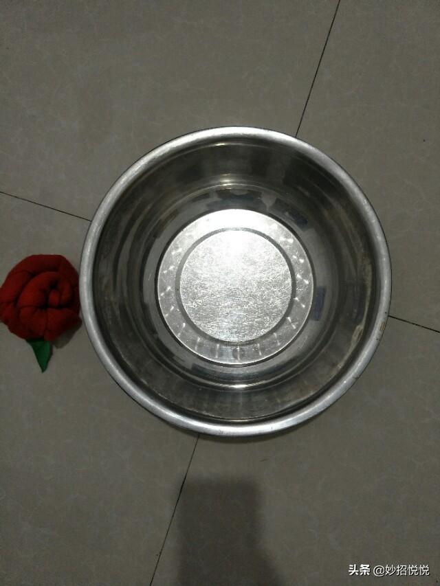 桑蚕丝衣服怎么洗，怎样清洗桑蚕丝衣服（不起皱还带有淡淡清香味）