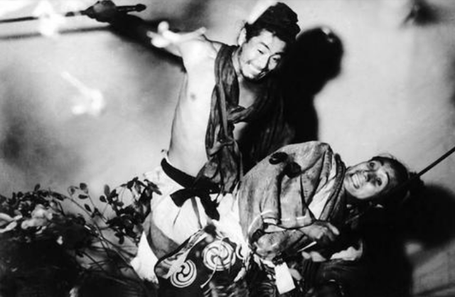 罗生门是什么意思，那么到底什么是“罗生门”（文学史上最可怕的门）