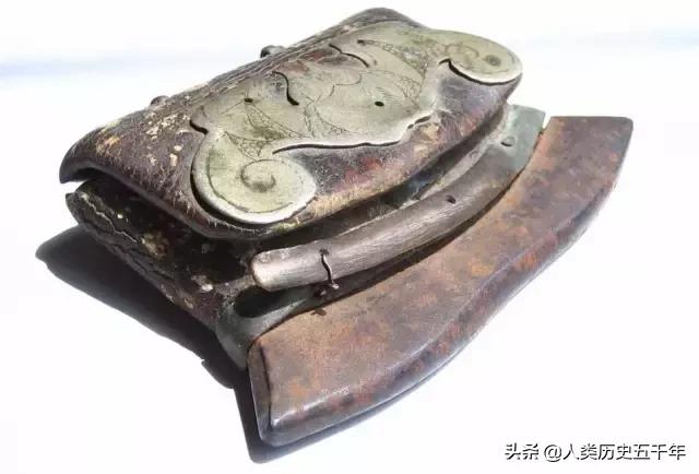 打火石是什么材料，古代打火石是什么材料（古人用的打火机——火镰）