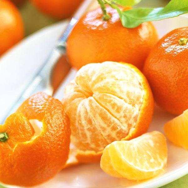 橘子籽的功效及副作用，橘子籽的功效与作用（经常吃橘子籽能够润肠通便）
