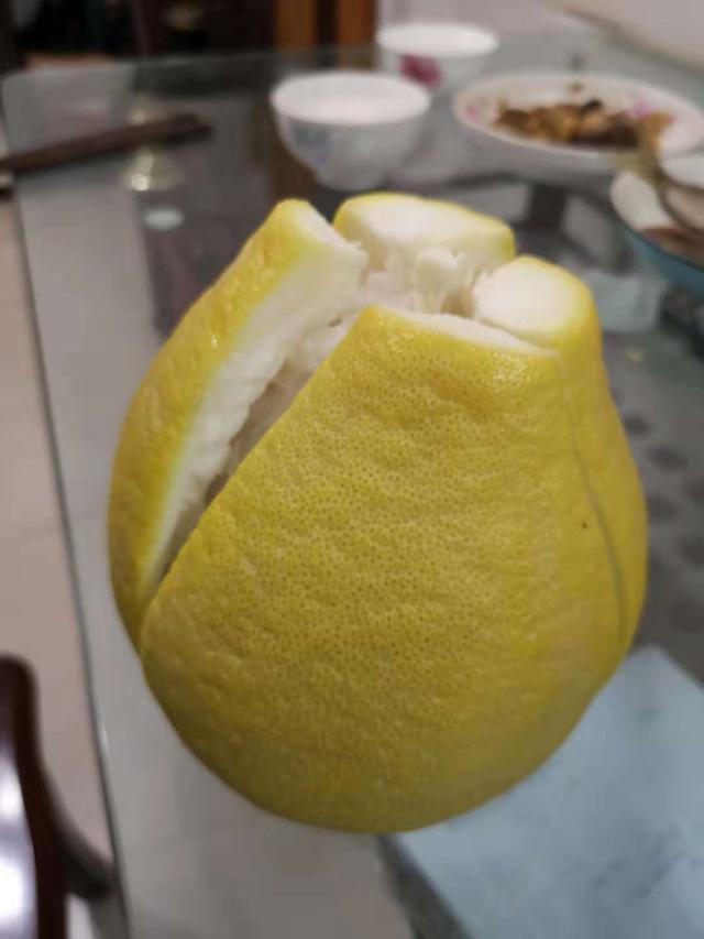 柚子皮能炒菜吗，柚子皮能炒菜吗（居家特色小菜可以有）