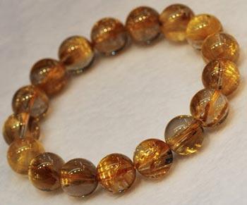 金发晶的功效与作用，金发晶的功效与作用及副作用（水晶知识之金发晶）