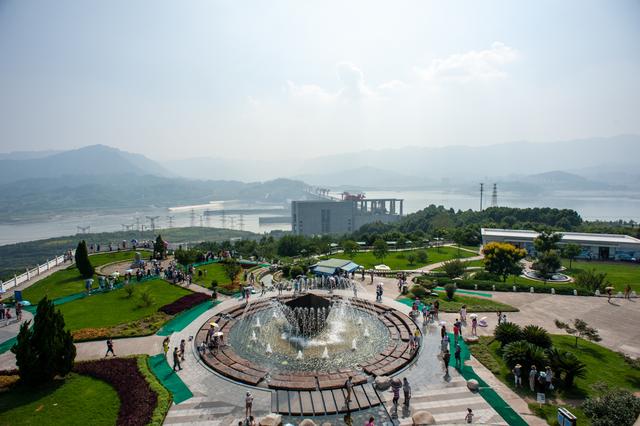 宜昌旅游景点，宜昌旅游景点排名（湖北宜昌旅游必打卡的3个景点）