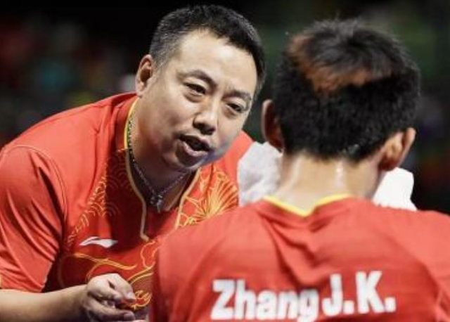 世界上第一只乒乓球用什么材料做成的，幼儿园游戏活动方案（棉花制造的空心乒乓球为何能统治百年）
