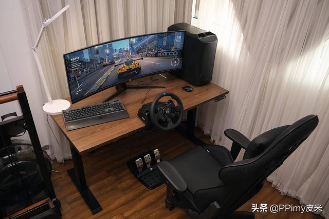 罗技游戏方向盘怎么样，TRUEFORCE力反馈方向盘