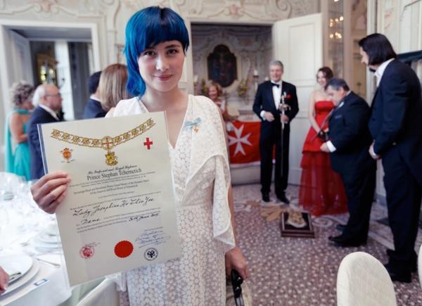 赌王的子女介绍，赌王的老婆及子女介绍（有人落魄到靠脚底按摩为生）