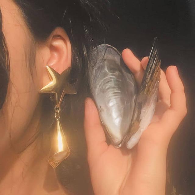 允言：优质魅力女生头像/你是温暖逆光而来，允言的意思是什么微信（配得上这世间所有的好。）