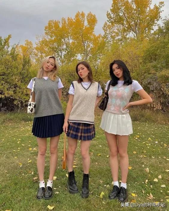 麂皮绒面料优缺点,麂皮绒面料的衣服怎么样(今秋第一双靴子,一定要穿这双) 麂皮绒面料优缺点,麂皮绒面料的衣服怎么样(今秋第一双靴子,一定要穿这双)