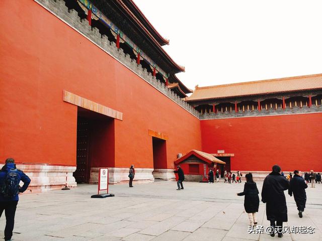 故宫正门为什么叫午门，故宫的第一个门是午门还是端门（为何影视剧却说“拉出午门斩首”）