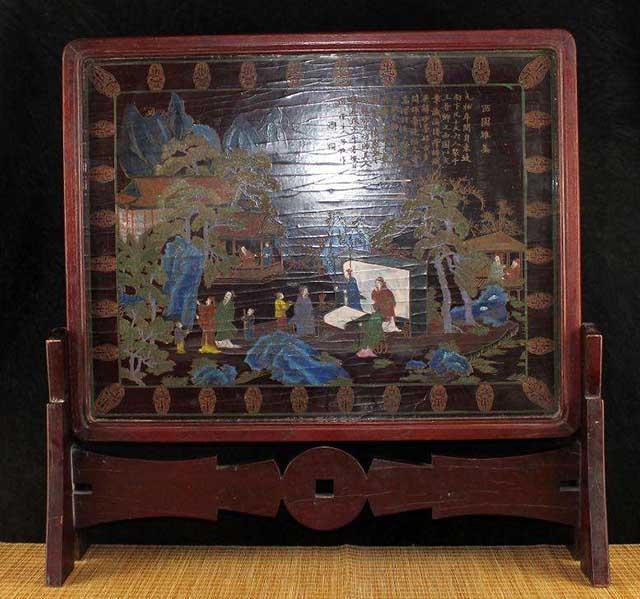 春秋战国时期,屏风还局限于王室诸侯的爱物屏风的使用范围不再只局限