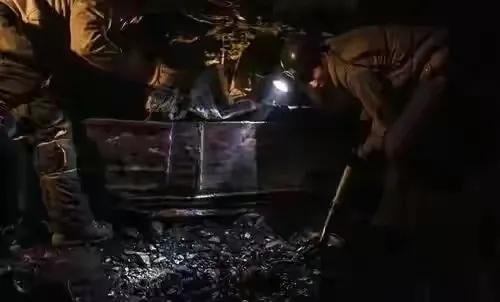 蒙古国独立现后悔吗，蒙古国现在咋样？会不会回到以前和中华帝国的关系（蒙古国的现状）