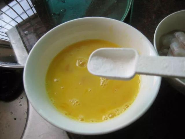 熟虾仁怎么做好吃，煮熟的虾怎么做好吃（好吃到哭的3种虾仁做法）