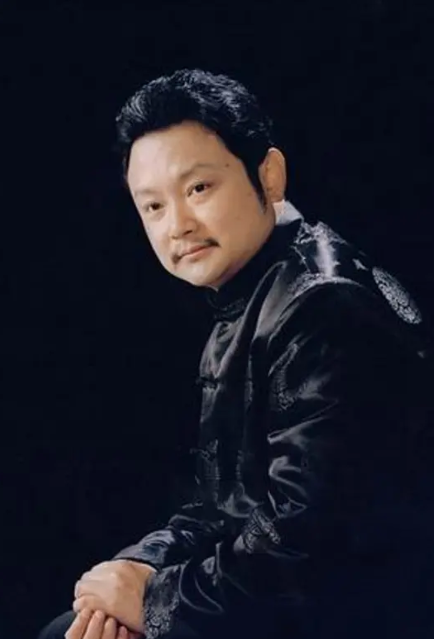 "贾宝玉"欧阳奋强的成名史,和他一生中挚爱的女人