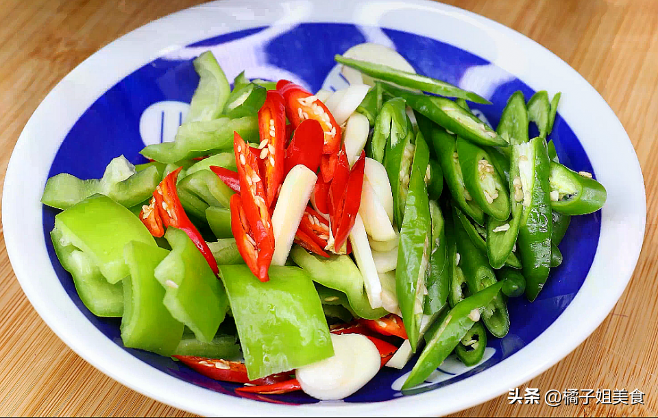 圖片[3]-【洋蔥炒雞蛋】做法步驟圖 鮮香味美 做法超簡單-起舞食譜網