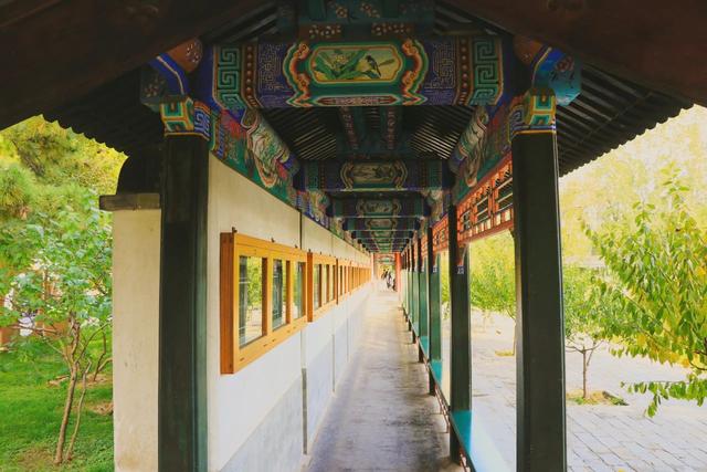 古诗300首有哪些，53首古诗三首（《唐诗三百首》中最美的10首诗）