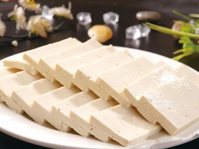 如何区别南豆腐和北豆腐，如何区别南豆腐和北豆腐（“南豆腐”和“北豆腐”有哪些区别）