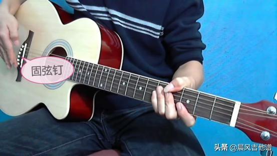 吉他入门零基础自学，零基础新手自学吉他教程（零基础学吉他，第1课认识吉他）