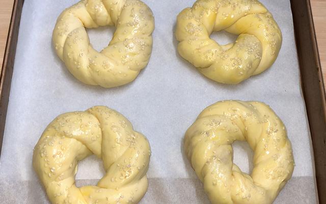 做面包的方法和配方简单易学，简单好看又好吃的小面包