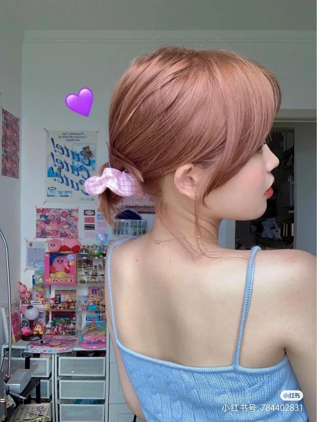 什么颜色头发好看，皮肤白染什么颜色头发好看（不染后悔的6款神仙发色）