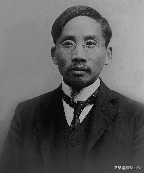 鹤卿.白色背景女生头像。微信，鹤卿.白色背景女生头像。（蔡元培为让留美归国的年轻博士胡适进入北大教书竟然伪造假学历）