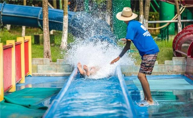 南京欢乐水魔方，水上乐园哪里比较好玩（南京潮人盛夏玩水必备属性）