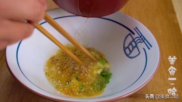 酸辣粉的家常做法，酸辣粉的家常做法简单做法（嗦粉嗦到停不下来）