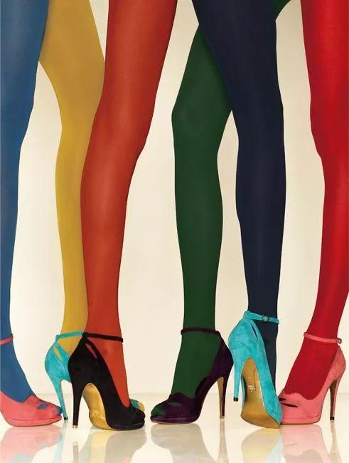 绫是什么丝袜品牌，绫家丝袜款式区别（把丝袜穿好是每个女人的基本功）