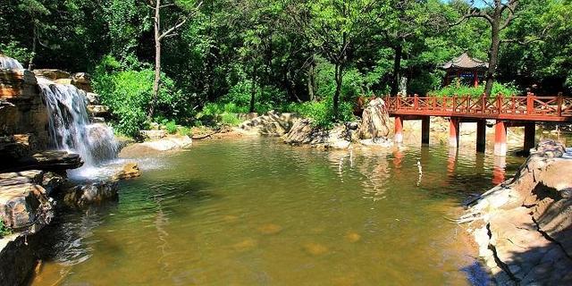 北戴河旅游景点，北戴河旅游景点大全（北戴河自驾游精华景点攻略推荐）