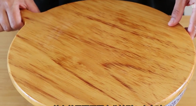 烙春饼怎么和面，馅饼面怎么和面（学会这个和面配方：做出家常饼）