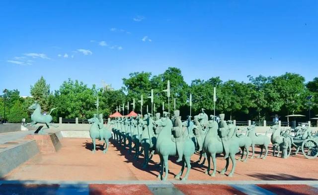 马踏飞燕是什么朝代的,马踏飞燕是什么朝代的青铜制品(中国旅游标志“马踏飞燕”出土于武威) 马踏飞燕是什么朝代的,马踏飞燕是什么朝代的青铜制品(中国旅游标志“马踏飞燕”出土于武威)