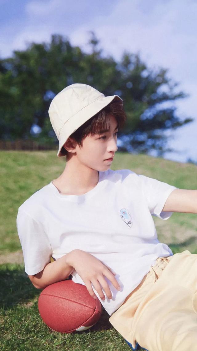 王俊凯高清壁纸，王俊凯高清壁纸图片（珍藏高清：你们要的王俊凯壁纸）