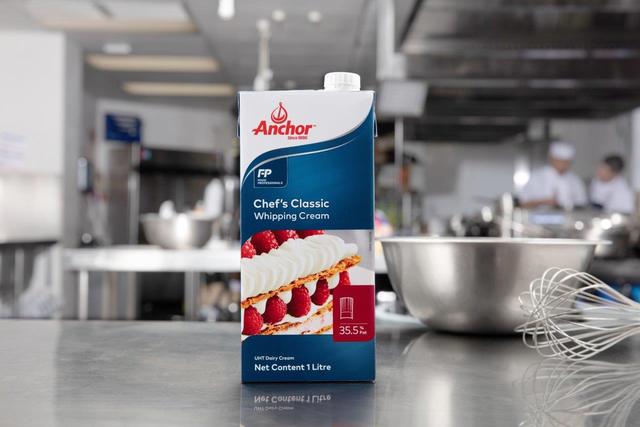 乳脂奶油是什么，动物奶油好还是乳脂奶油好（你做的蛋糕符合未来标准吗）