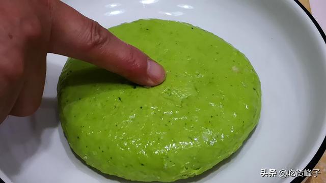 菠菜汁和面怎样做更绿，怎样使菠菜汁和面更绿（让你找回小时候的味道）