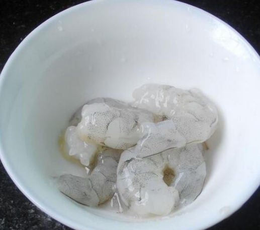 圖片[4]-【蝦仁蒸蛋】做法步驟圖 促進骨骼生長 而且簡單易做！-起舞食譜網