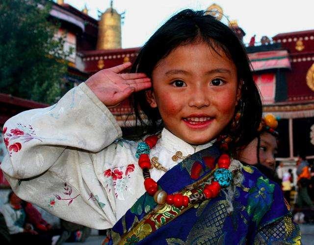 赞普是什么意思啊，藏族的扎西德勒是什么意思（原来这些藏族名是这个意思）